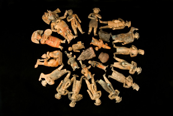 Archaeology at El Perú-Waka': A Maya Ritual Resurrection Scene in